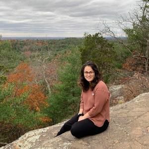 Meet your Posher, Sara c.